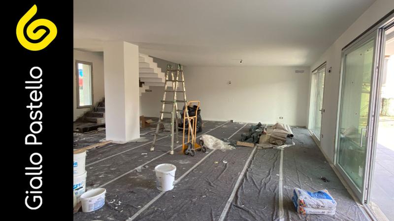 Progetto villa moderna: svolgimento lavori - Giallo Pastello
